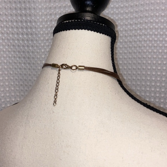 Women’s Bohemian black Rhinestone Feather Pendant Faux Leather Rope Necklace - Picture 6 of 10